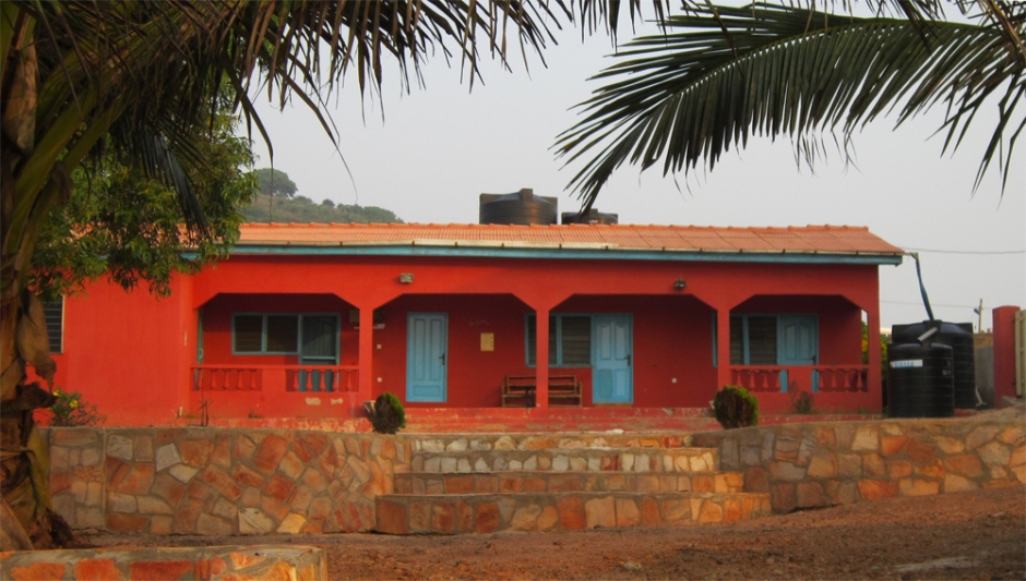 min house asaasi yaa
